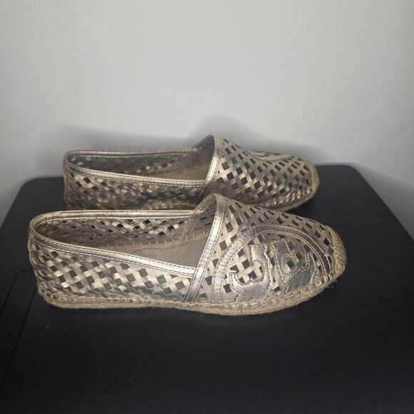 Tory Burch size 7 Metallic Gold Logo Espadrilles Slip-On Flats - Picture 2 of 5